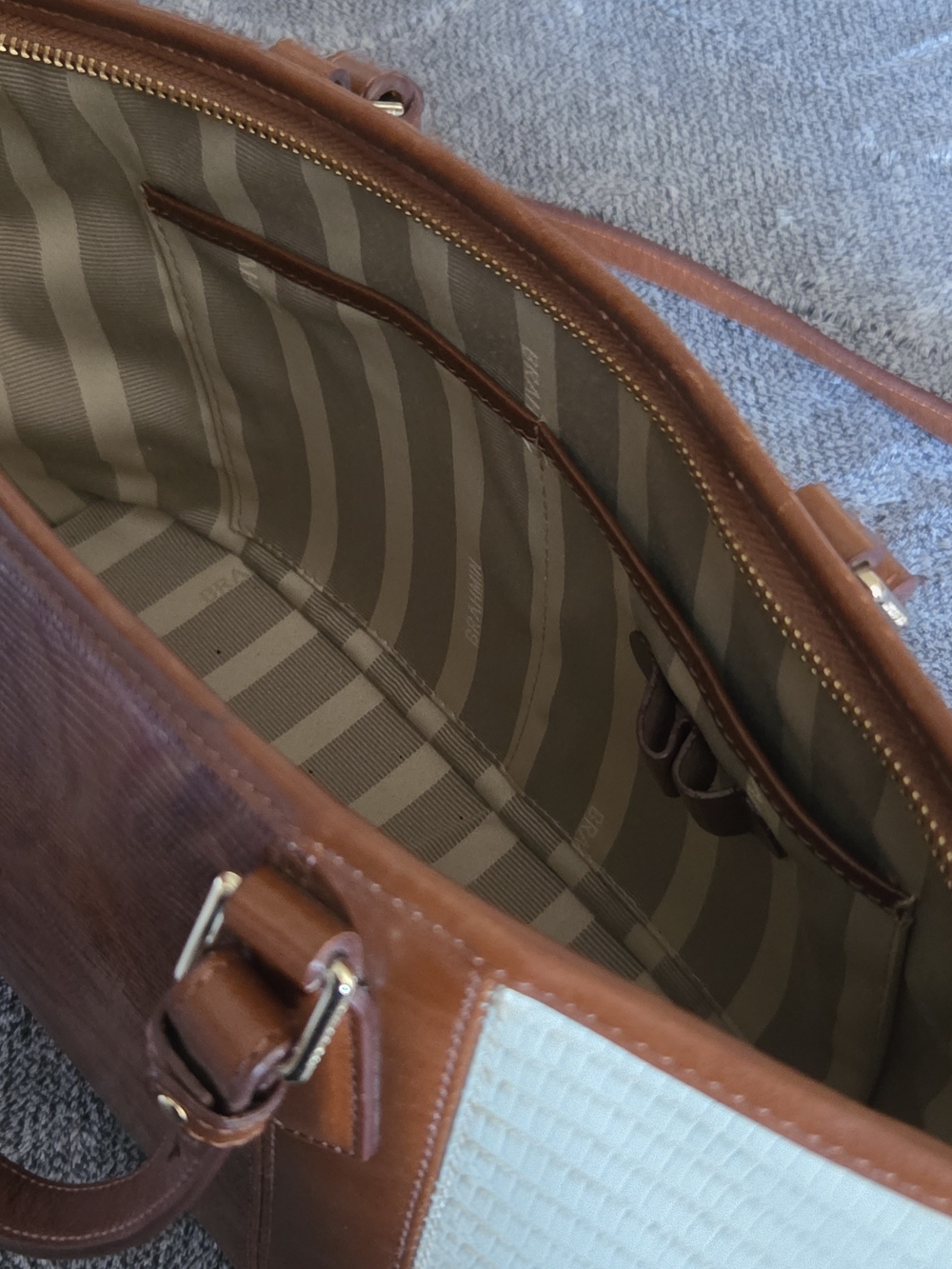 Brahmin Mini Asher - Picture 7 of 11